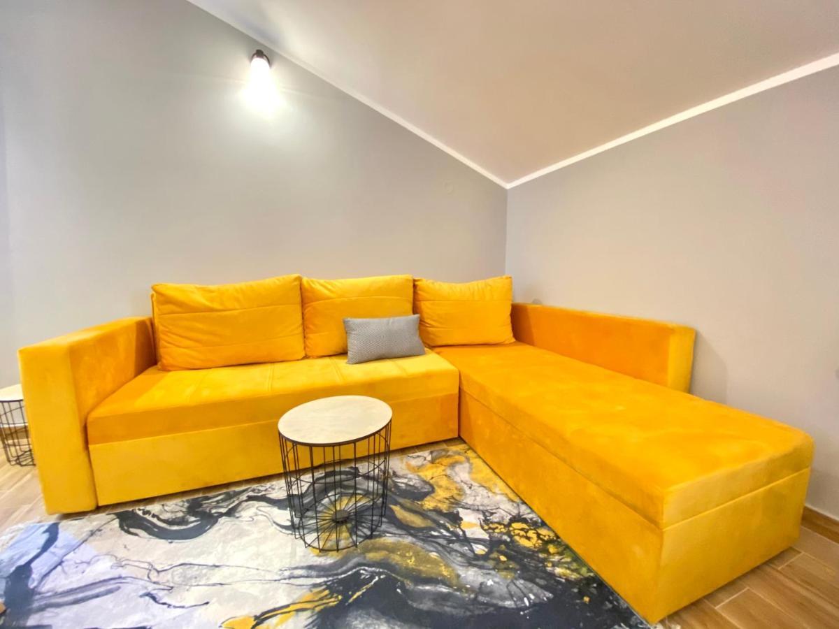 Villa Blanca Risan Ngoại thất bức ảnh