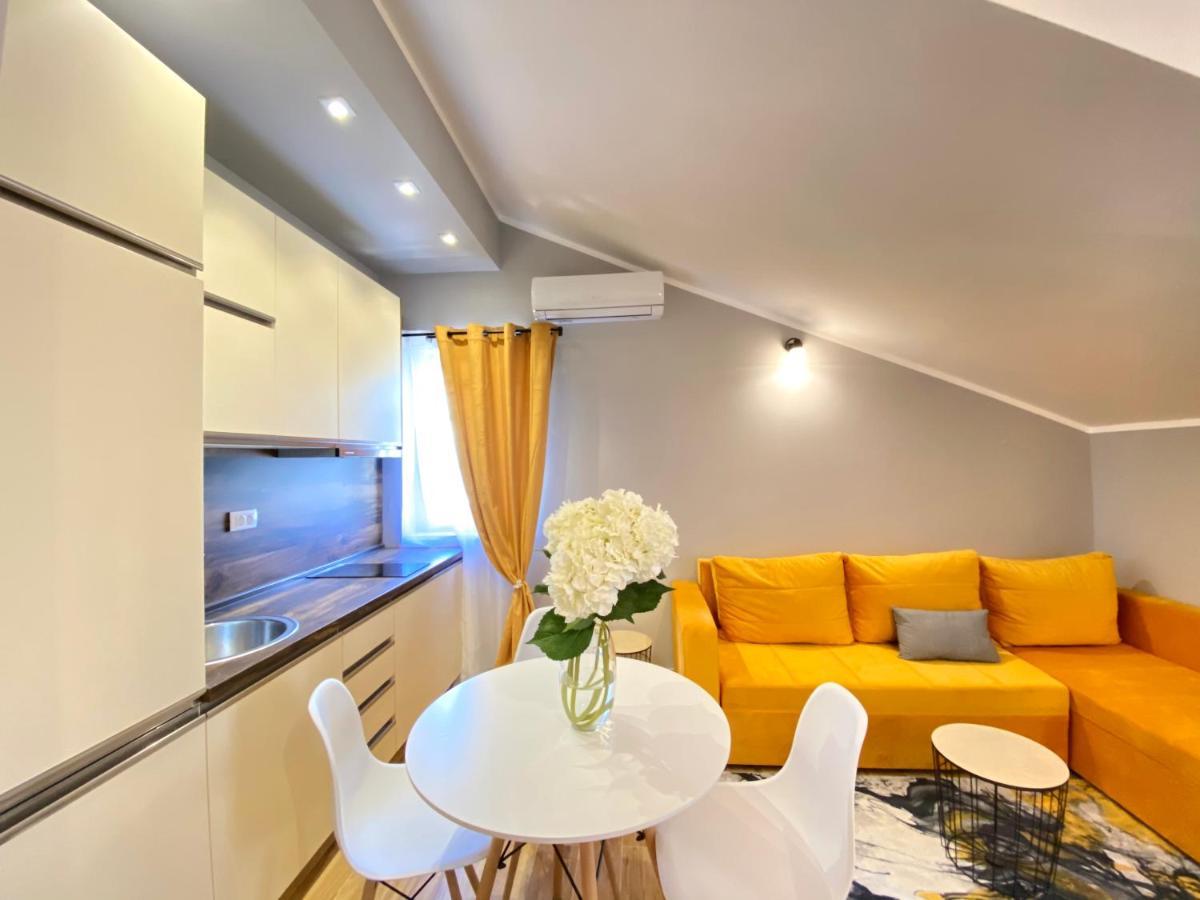 Villa Blanca Risan Ngoại thất bức ảnh