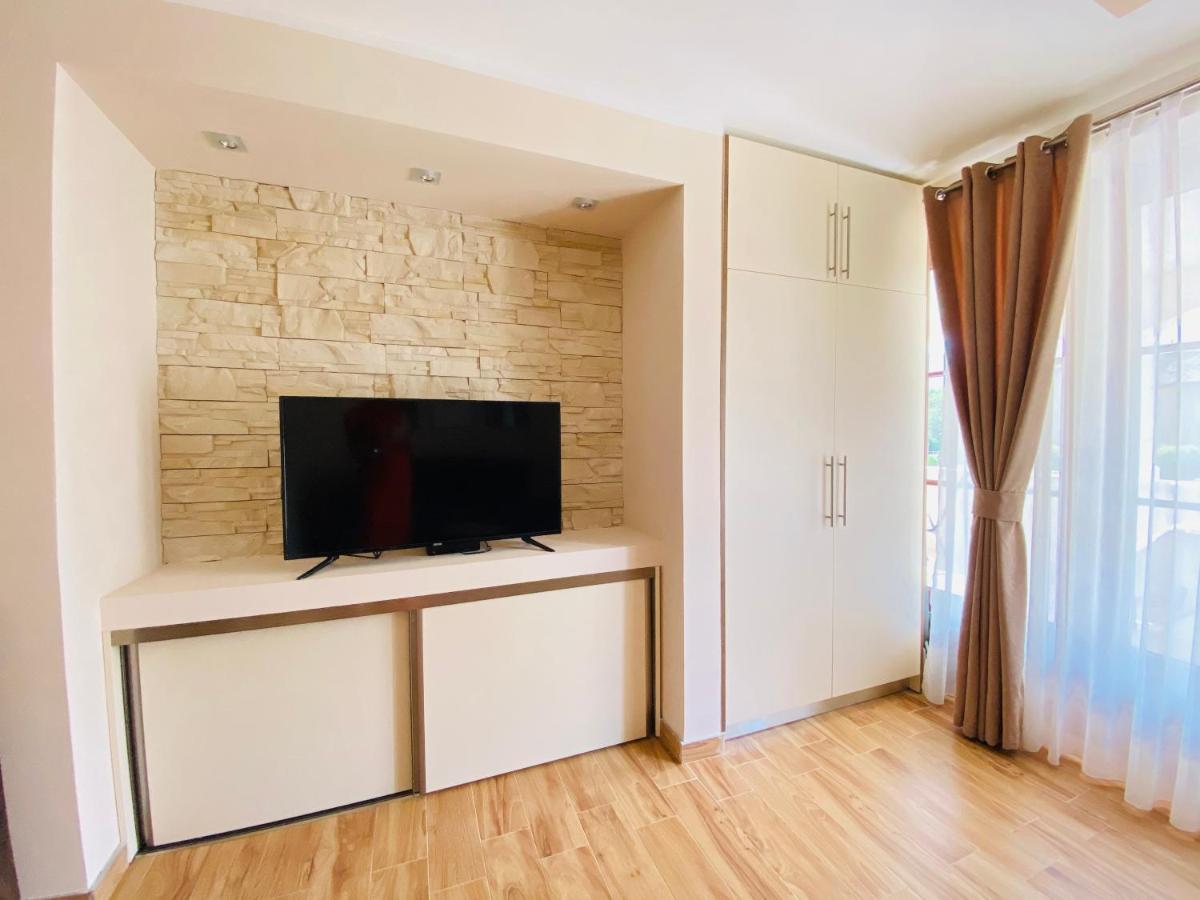 Villa Blanca Risan Ngoại thất bức ảnh